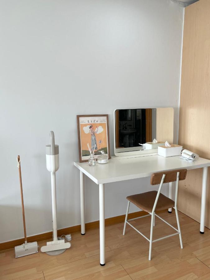 Appartamento 1 Minute House From Hongdae Seul Esterno foto